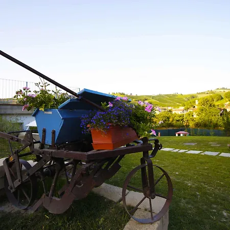Cascina Bellonuovo Alba (Piedmont)