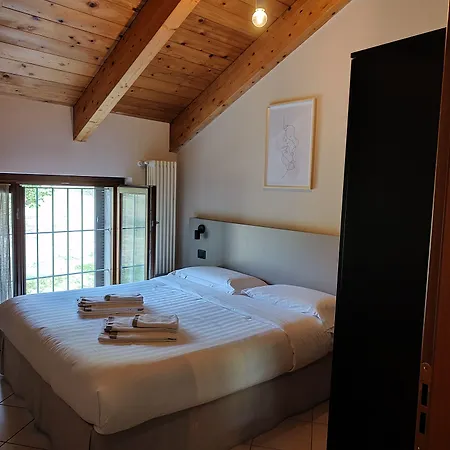 Cascina Bellonuovo Gospodarstwo agroturystyczne Alba (Piedmont)