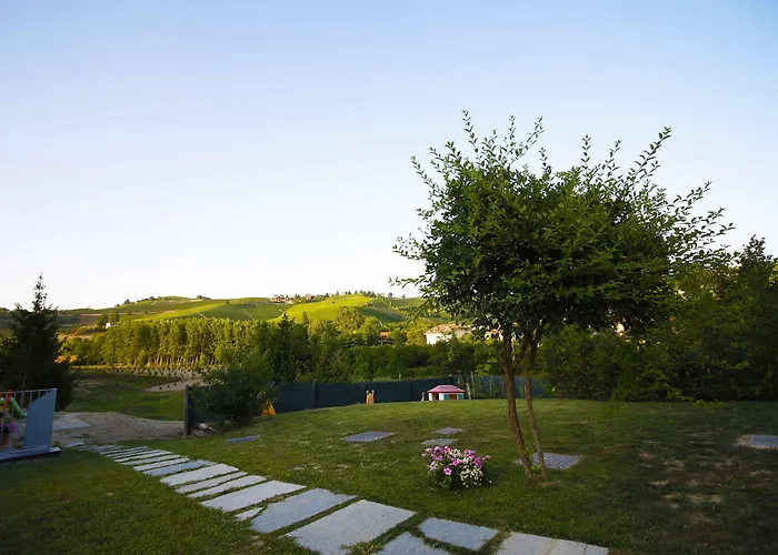 Cascina Bellonuovo Bauernhof Alba (Piedmont)